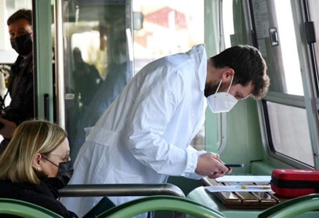 Gazetecilere saldırı, doktorlara tehdit