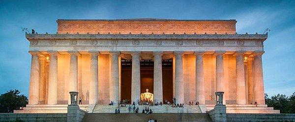 3. Lincoln Anıtı - Washington, DC