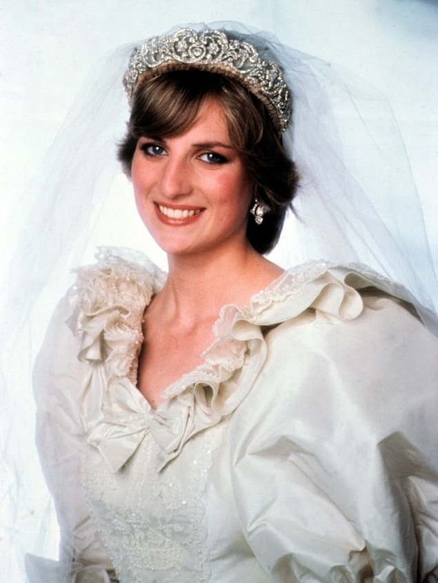 2. Prenses Diana'nın gelin tacı