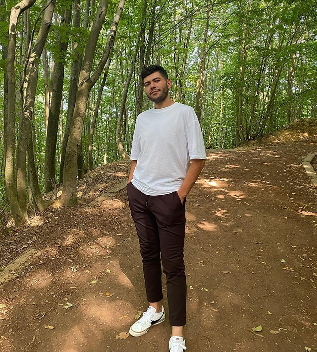 Çünkü final turuna yedeklerden katıldı ve neredeyse her gün ilk ikiye kalmasına rağmen ilk 15'e giremedi. Yedekler arasından yapılan ilk yarışmada ana kadronun 16. yarışmacısı olmaya hak kazandı.