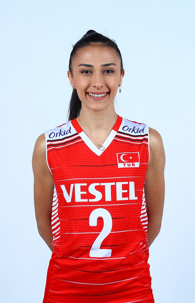 Simge Aköz