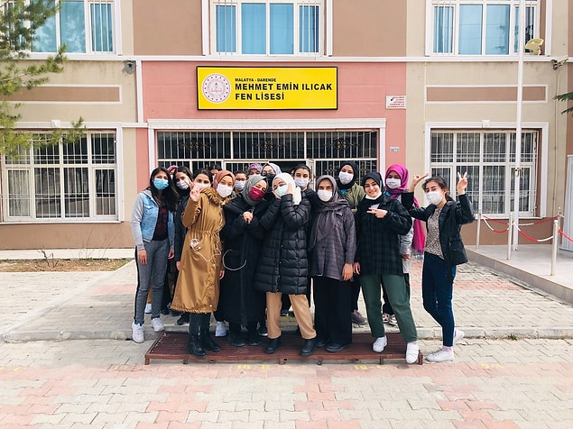 İyi ki varsın Vera. Sen bizim bu ülkeye dair yaşama ümidimizi arttıran yegane şeylerden birisin.❤️