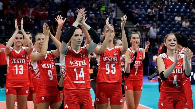 7. Nisan ayında İtalyan takım Igor Gorgonzola Novara'ya transfer olan milli voleybolcumuzun adı nedir?