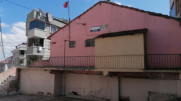 İstanbul'da Bodrum Katlarda Sıbyan Okulları: 'Cemaate Bağlıyız' Dediler