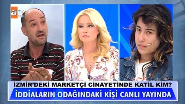 Müge Anlı'nın "Ne yaparken sol elinizi kullanıyorsunuz?" sorusuna da "Büyük abdestimi yaptıktan sonra kullanıyorum." demesi küçük çaplı şaşkınlık yarattı.