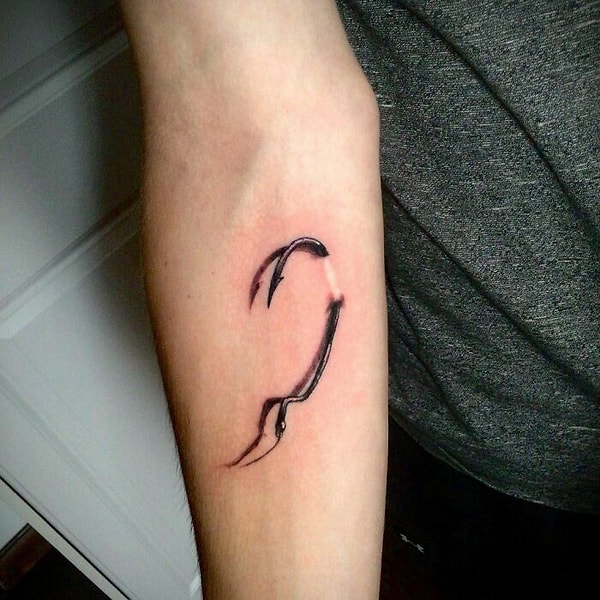 16. На крючке