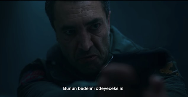 Dizideki Ayaz karakterinin sık sık Türk kültürüne referans etmesini de ben şahsen beğendim. ‘Bedelini ödeyeceksin’ lafını tüm Avrupa'ya öğretti Kurtuluş.😅