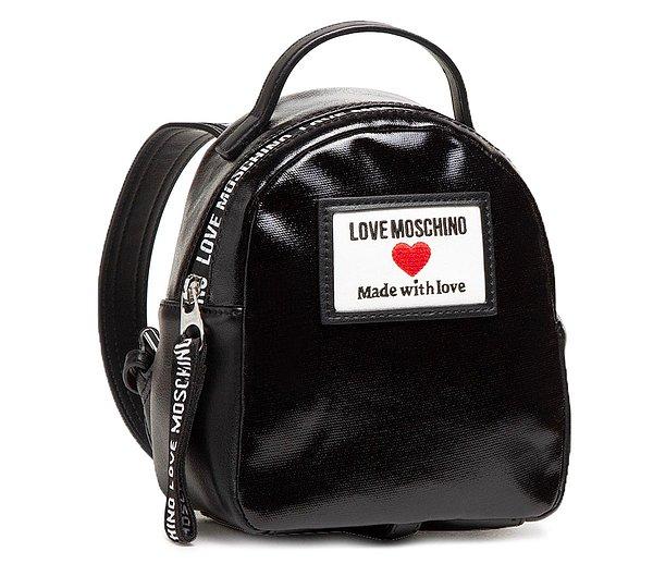7. İkonik tasarımlara sahip Love Moschino çanta modellerine aşık olacaksınız!😍