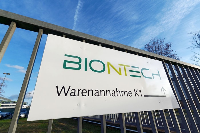 Fareler Üzerindeki Testlerde Etkili Sonuç Verdi: BioNTech, mRNA Kanser Tedavisini İnsanlarda Denemeye Başladı