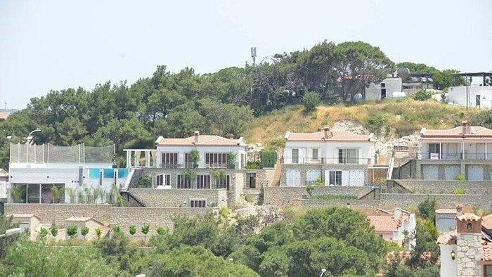 Acun Ilıcalı ile Mesut Özil'in de Villası Var: Çeşme'de SİT Alanına Yapılan Proje İçin Yıkım Kararı Alındı