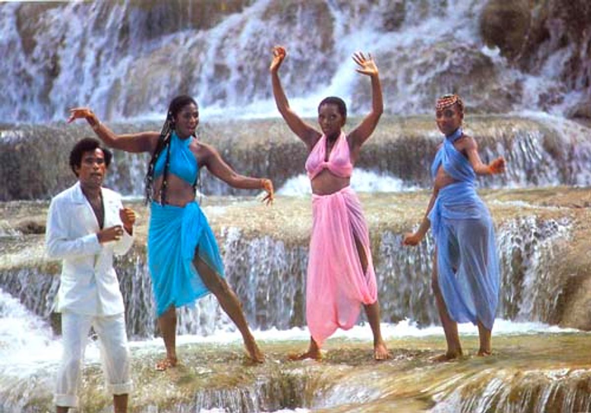 Boney m videos. Группа Boney m. 1978. Boney m фото. Мэйзи Уильямс Бони м. Boney m первый состав.