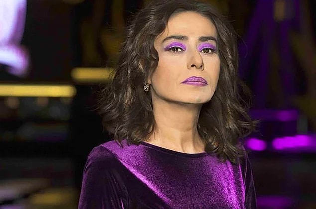 5. 'Gerekirse konserlerimi de iptal ederim' diyen ve pandeminin başından beri aşı karşıtlığı yapan Yıldız Tilbe'nin geçtiğimiz gün ilk doz aşısını olduğu ortaya çıktı.