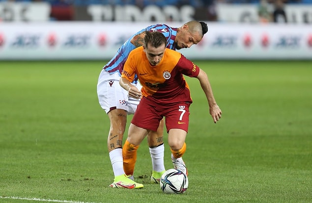 Baştan son heyecanlı geçen maç 2-2 berabere sona erdi.