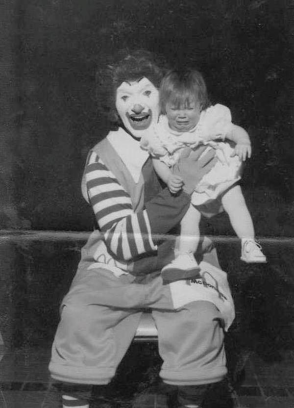28. Geçmişin korkunç Ronald McDonald'ı.