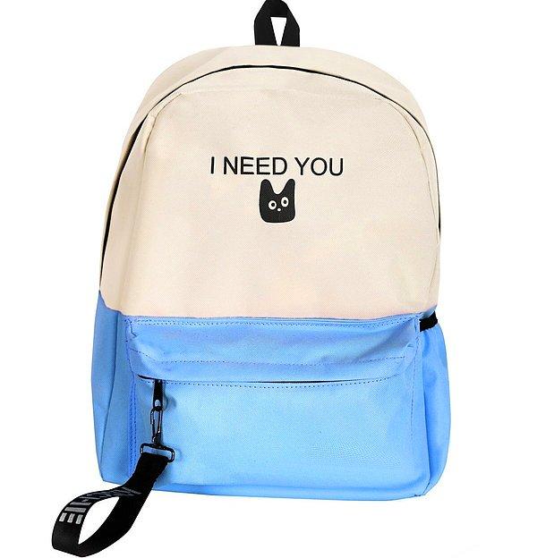 2. Okula giderken bu büyük bir sırt çantası ile çok rahat edeceksiniz.