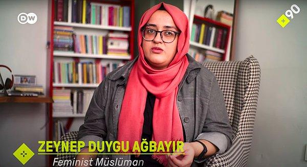 Feminist Zeynep Duygu Ağbayır'la başlayalım isterseniz: Ağbayır, cemaatin bünyesinde medrese eğitimi görmüş ve ardından da sübyan mektebinde bir süre hocalık yapmış bir kadın.