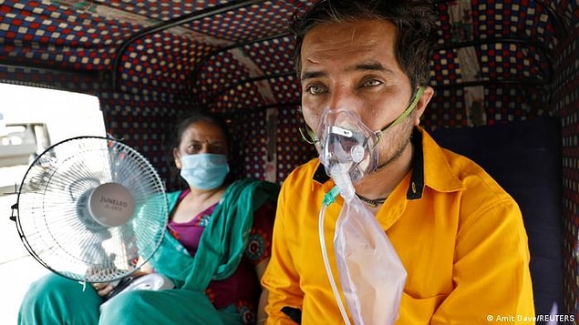 Öte yandan koronavirüs salgınındaki performansları kötü bulunan ülkelerde de son 10 sırada Hindistan, Nijerya, Kenya, Brezilya, Filistin, Kolombiya, Botswana, Tanzanya, Güney Afrika ve Ekvador yer aldı.