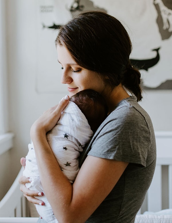 6. Женщины знают наверняка, что ребенок, которого они рожали - их