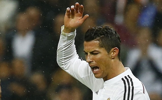 Bu durum Ronaldo'nun pek hoşuna gitmedi.