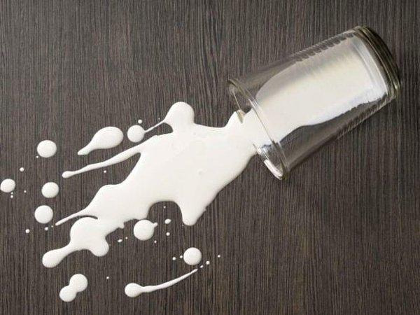 9. Dökülmüş bir sütün ardından dökeceğin yaşın anlamı yok. Süt artık gitti.