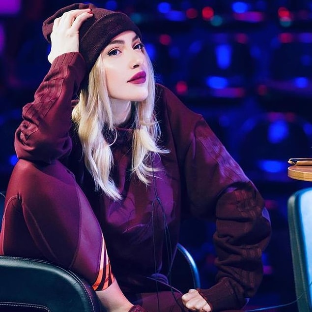 “O Ses Rap'te Hadise, Mero ile anlaştık mutluyuz. Murda ile anlaşıyoruz, çok mutluyuz. Kadın yok. Hadise'ye sen olur musun dedim? 'Nasıl olacak' dedi.”