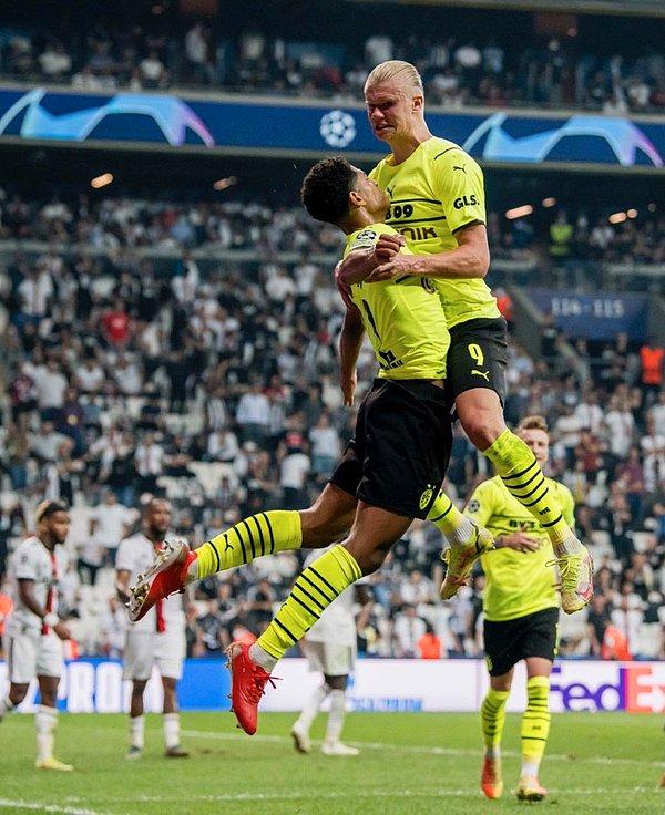 Karşılaşma, 2-1’lik Borussia Dortmund üstünlüğüyle noktalandı.