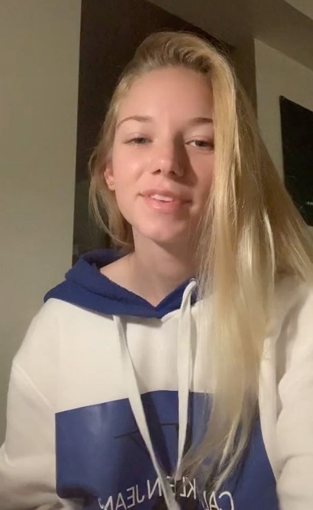 Carolyn eski ilişkisi için şunları dile getiriyor; "Bu davranış istismara giriyor. Eski ilişkim kontrolcü ve çok baskı doluydu."