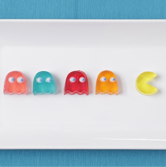 2. Pac-Man şeklinde nefis jöleler, bu kez bir şeyleri iştahla mideye indiren Pac-Man değil biz olacağız.