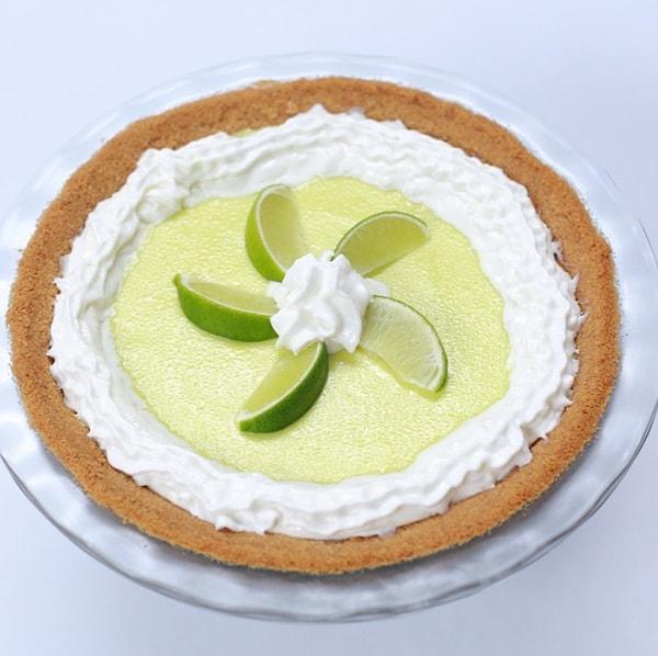 7. The Sims'te Sim'lerin favori tatlılarından Key Lime Pie dünyamıza ışınlanıvermiş!