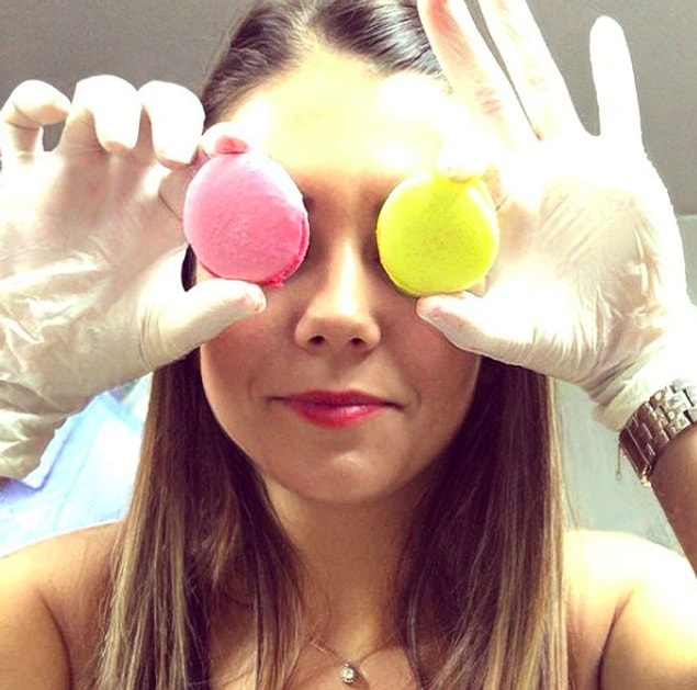 Kendisinin aynı zamanda Instagram’da bir de kişisel blogu var: pelushs.