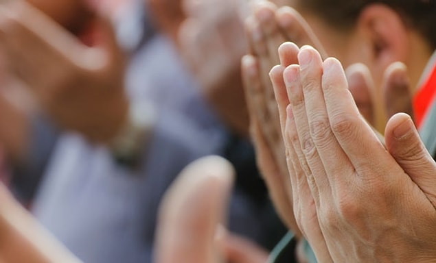 8. Zikir nedir? Zikirde tam olarak ne yapıyorsunuz?