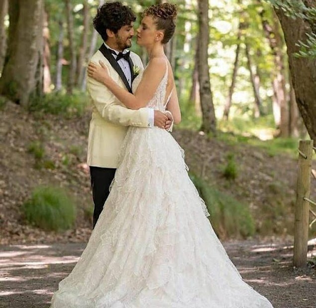 1. Taner Ölmez ile evlenen güzel oyuncu Ece Çeşmioğlu tam bir peri kızı gibi...