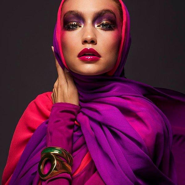 Başörtüsünü tesettür olarak kullanmak da tüm semavi dinlerde var, ancak bilindiği gibi en çok Müslüman kadınlar tarafından uygulanıyor.