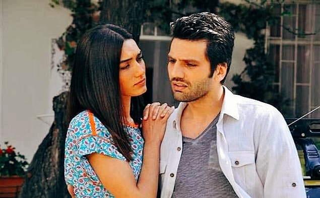 2012 yılında ‘Düşman Kardeşler’, ‘Son’ ve ‘Acayip Hikayeler’,