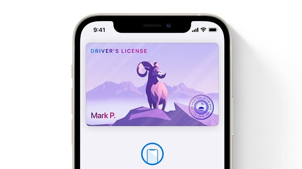 8. Apple Cüzdan'a hem ehliyetiniz, hem de ev, ofis, otel gibi uyumlu koşullarda anahtarlarınız eklenebilecek.