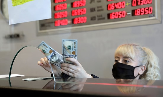 Eylül Ayında Dolar Karşısında En Çok Değer Kaybeden Para Birimi TL Oldu