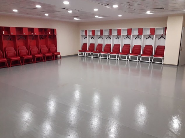 Samsun, Bolu, Ankara fark etmiyor gittikleri her yerde soyunma odalarını tertemiz bırakıyorlar.
