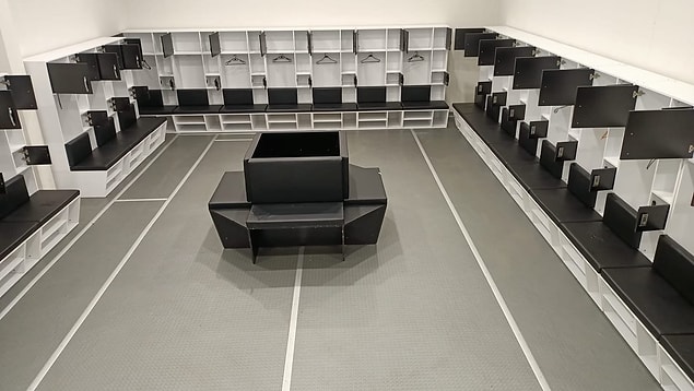 Geçtiğimiz hafta Ankara'da Gençlerbirliği'ne konuk olan Altınordu maç sonrasında yine soyunma odasını temizlemişti. Ama bu sefer kendilerini tebrik eden birileri oldu. Gerçi bu işi bir beklentiyle yapmıyorlar ama olsun.
