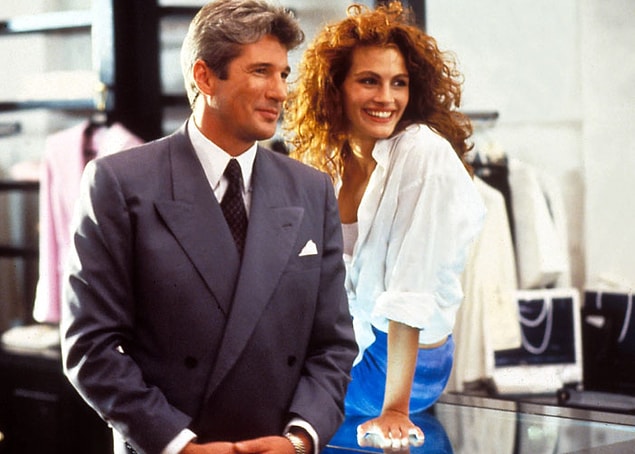 17. Pretty Woman filminin orijinal sonunda Edward karakteri Vivian karakterini limuzininden kirli bir ara yola atıyor ve üzerine 3000$ saçıyor.