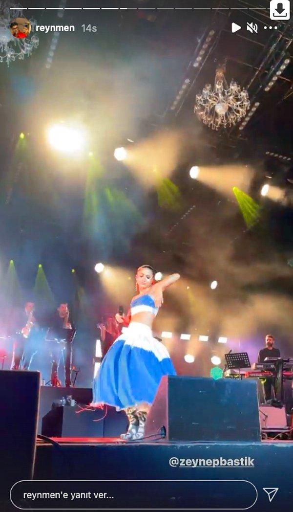 Dün akşam Harbiye'de Zeynep Bastık konseri vardı, belki görmüşsünüzdür.