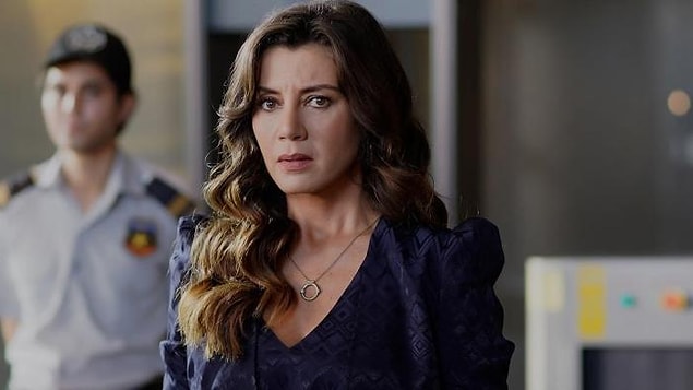 1. Gökçe Bahadır - Azra