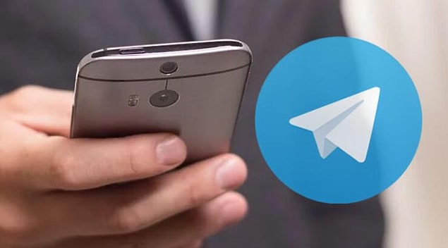 Üçüncü yeniliği olarak sohbetlere tıkladığında titreşimli ve hareketli geri bildirimler yapabilen interaktif emojiler sunan Telegram, sohbet sürecini daha eğlenceli hale getiriyor.