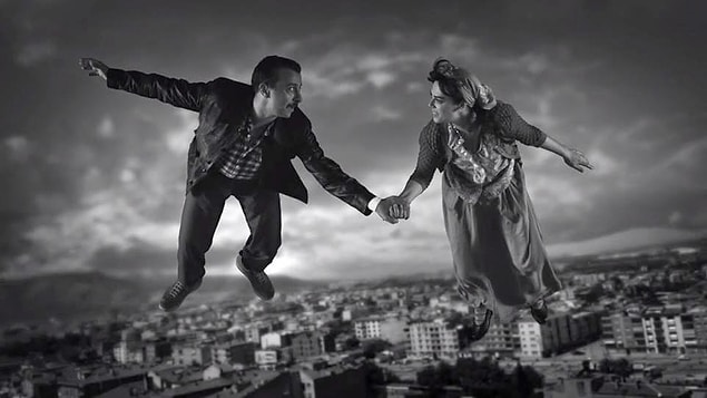 15. Sen Aydınlatırsın Geceyi (2013) - IMDb: 7.9