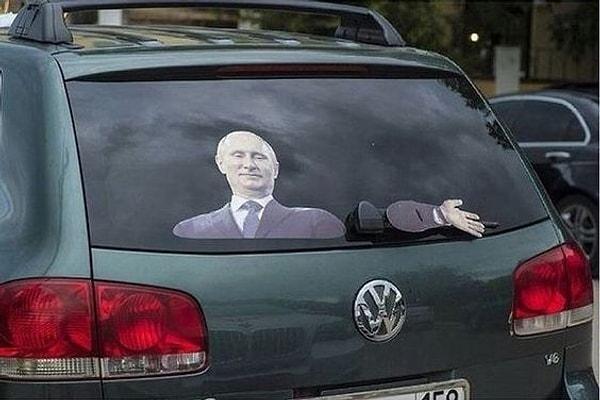 31. Rusya'ya özgün bir arka cam sileceği...