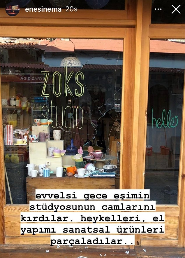 Kaya'yı tehditlerle vazgeçirmeye çalışan çeteye herhangi bir müdahale yapılmadığı için de dükkanları taşlandı.
