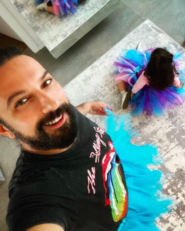 Bu süreçte iyiden iyiye aile babası olan ve yaptığı paylaşımlarla yüzümüzü güldüren Tarkan'ın aşı olup olmadığı da merak ediliyordu.