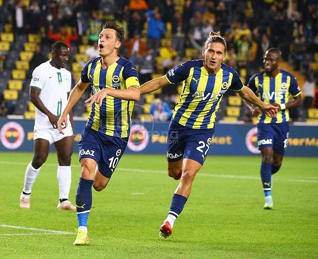 Giresunspor'un Doukara ile bulduğu gol ise puan için yeterli olmadı. Balde ile bir de penaltıdan yararlanamayan Karadeniz ekibi, 1 puanla 19. sırada kaldı.