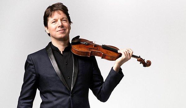 Dünyanın en yetenekli müzisyenlerinden Joshua Bell, 30 milyon lira değer biçilen kemanıyla kısa bir konser vermiştir!