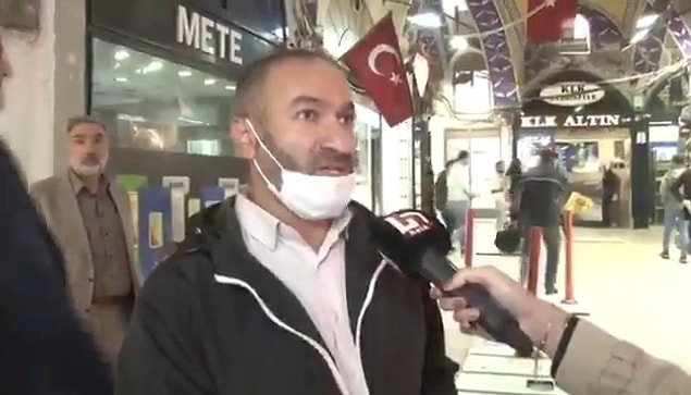 Daha sonra "Döviz artışını bekliyordum. 8.80'ini bulursa bozacağız. Sabah 6'dan beri bekliyoruz. Merkez Bankası'nın faiz indirimini kâr yapmak için bekliyorduk. Biz düşüreceğini biliyorduk. Cumhurbaşkanı söylemişti. Çünkü faize karşı faiz haram olduğu için bankaya yatırmıyoruz. Dolar'a Euro'ya koyuyoruz. O yüzden al sat yapıyoruz." diye konuştu