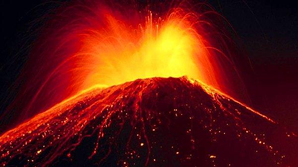 Bunun sonucunda da 536 yılında başlayan bu korkunç olayların ve kara bulutun sebebinin 3 büyük volkanik patlama olduğunu keşfettiler.